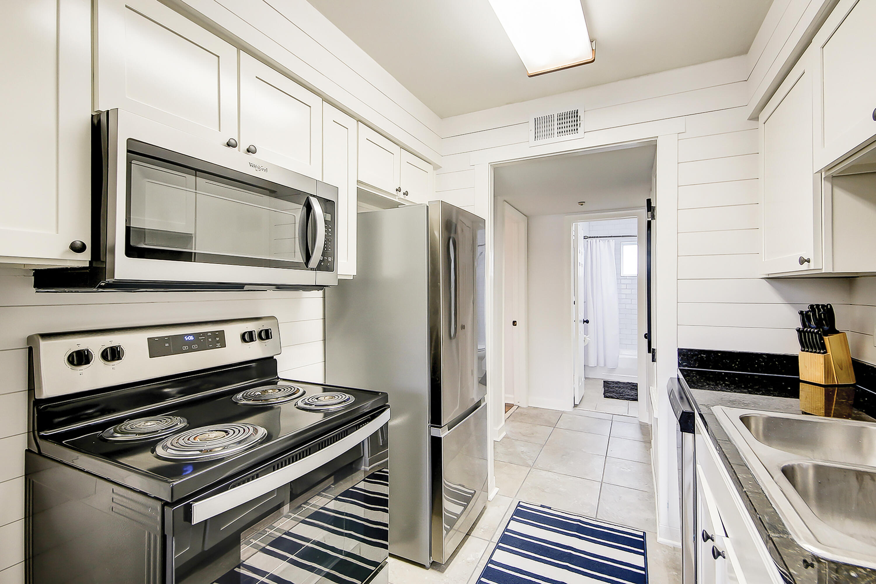 6240 Old Point Road, Unit C5 Hanahan, SC 29410 - Photo 15 of 31 SCCH71-4989020