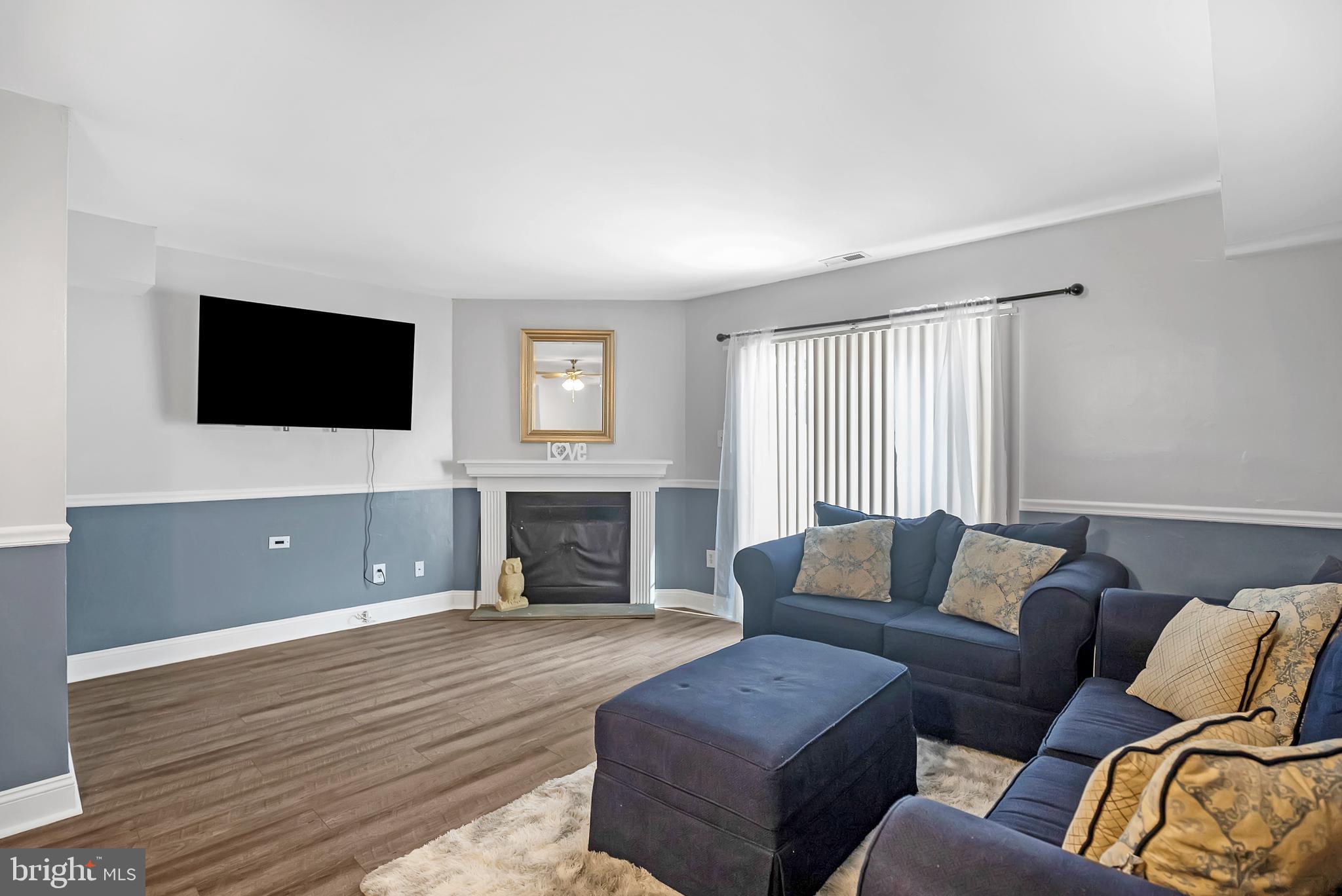 3575 Dows Road Philadelphia, PA 19154 - Photo 4 of 30 Gallery Image 4