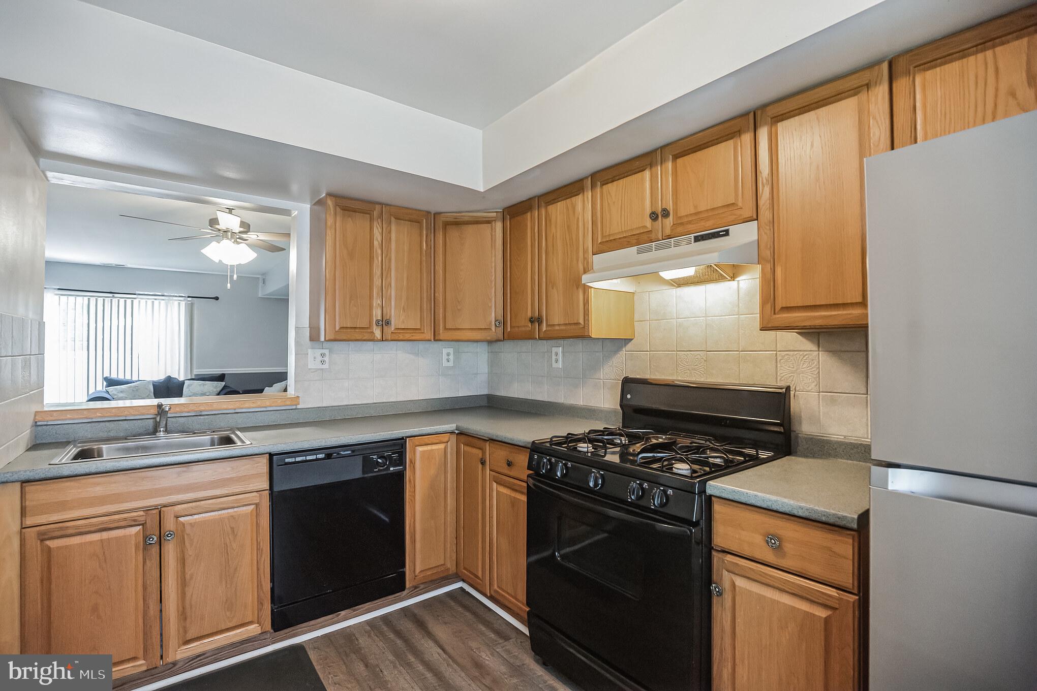 3575 Dows Road Philadelphia, PA 19154 - Photo 10 of 30 Gallery Image 10
