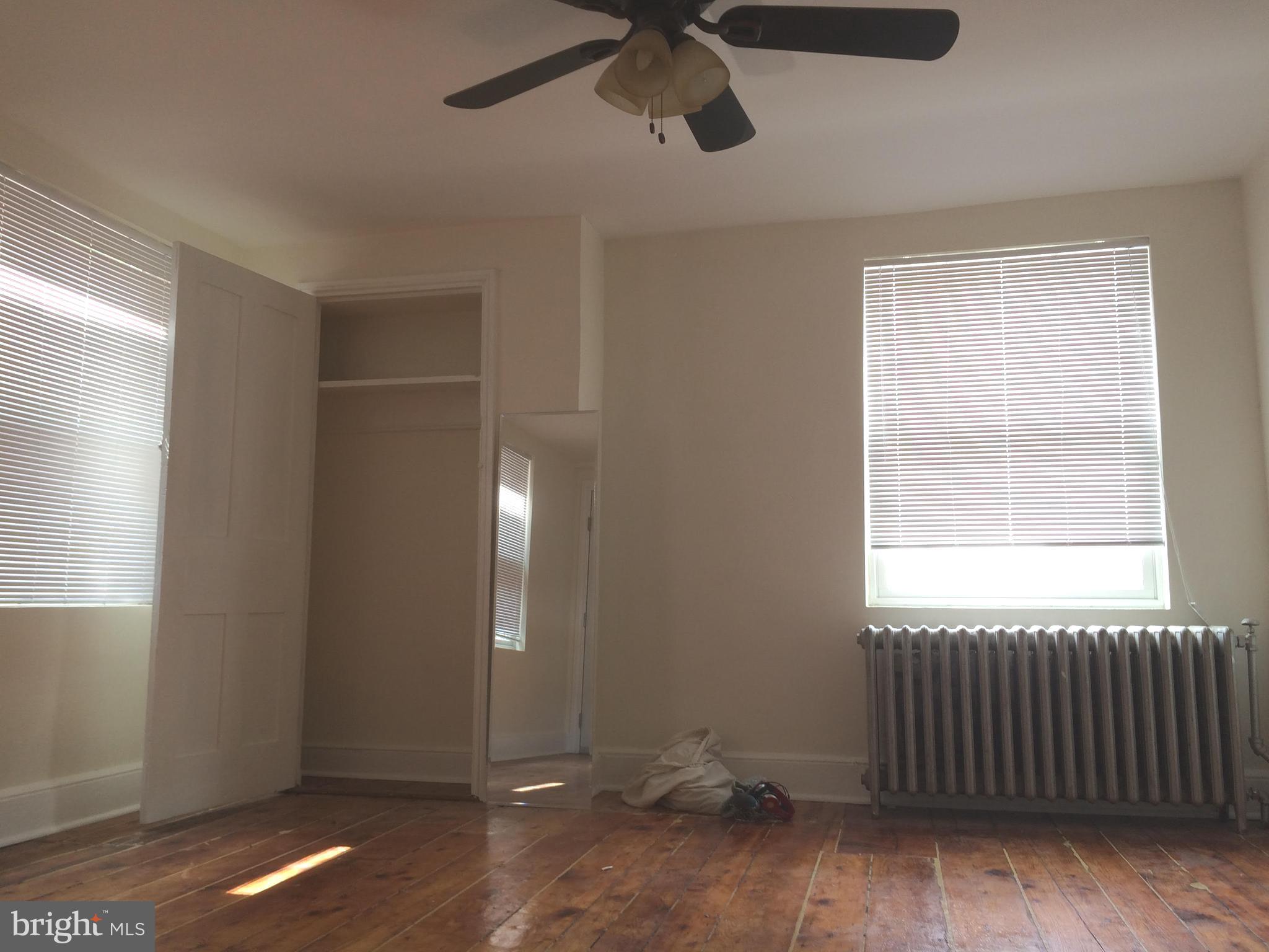 802 South 2nd Street Philadelphia, PA 19147 - Photo 3 of 33