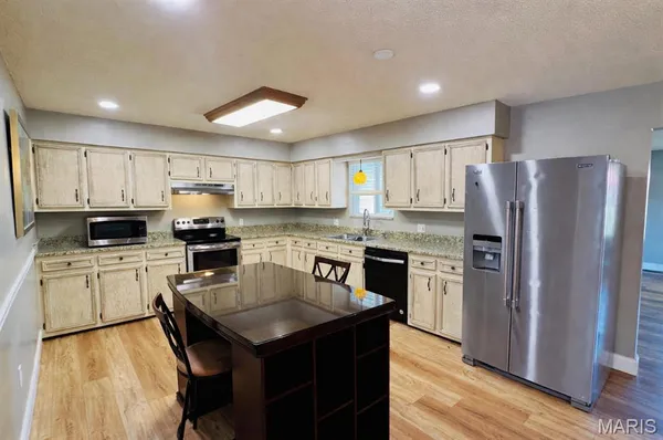 $249,900 | 1805 Zehm Avenue, Poplar Bluff, MO 63901