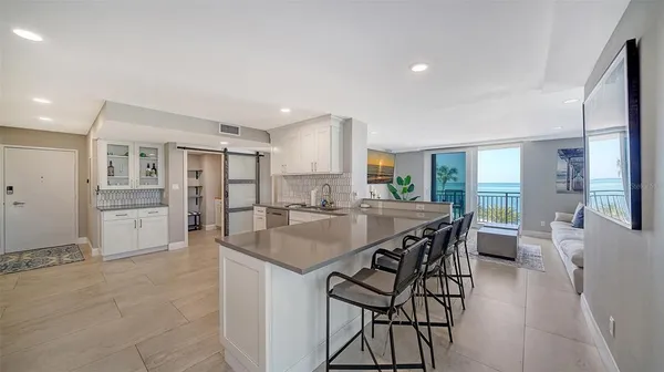 $9,000 | 4822 Ocean Boulevard, Unit 2F, Sarasota, FL 34242