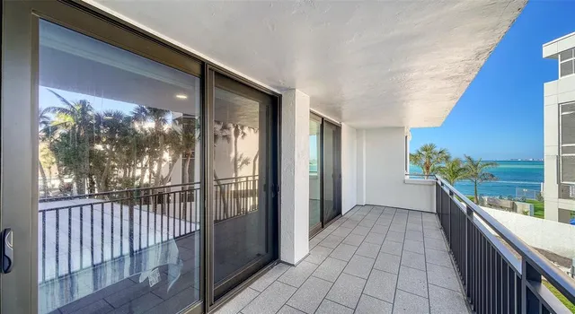 $9,000 | 4822 Ocean Boulevard, Unit 2F, Sarasota, FL 34242