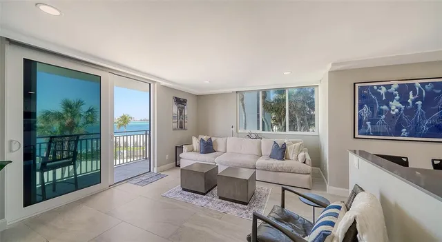 $9,000 | 4822 Ocean Boulevard, Unit 2F, Sarasota, FL 34242