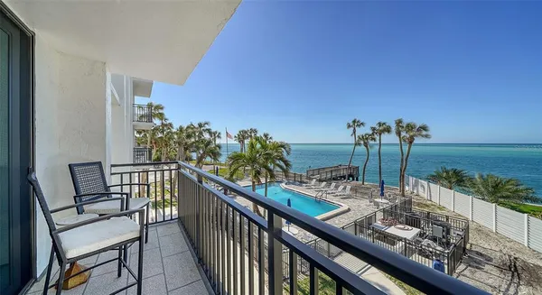 $9,000 | 4822 Ocean Boulevard, Unit 2F, Sarasota, FL 34242