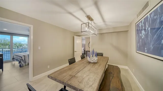 $9,000 | 4822 Ocean Boulevard, Unit 2F, Sarasota, FL 34242