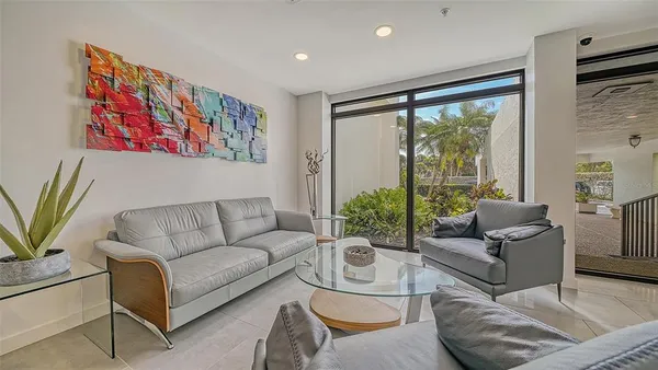 $9,000 | 4822 Ocean Boulevard, Unit 2F, Sarasota, FL 34242