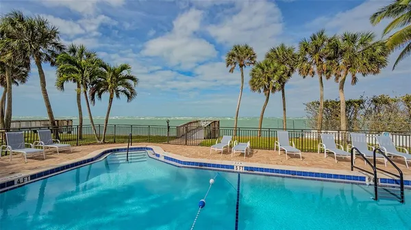 $9,000 | 4822 Ocean Boulevard, Unit 2F, Sarasota, FL 34242