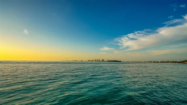 $9,000 | 4822 Ocean Boulevard, Unit 2F, Sarasota, FL 34242