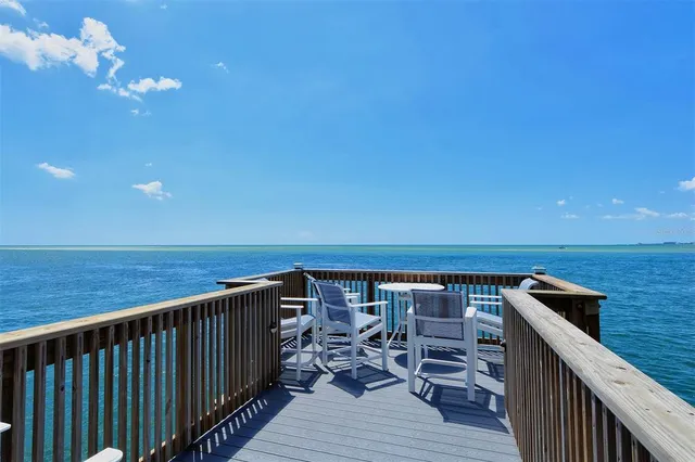 $9,000 | 4822 Ocean Boulevard, Unit 2F, Sarasota, FL 34242