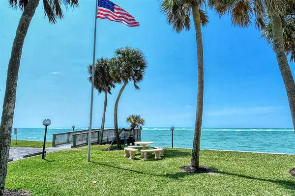 $9,000 | 4822 Ocean Boulevard, Unit 2F, Sarasota, FL 34242