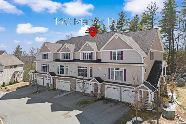 $550,000 | 14 Manor Drive, Unit C, Hooksett, NH 03106