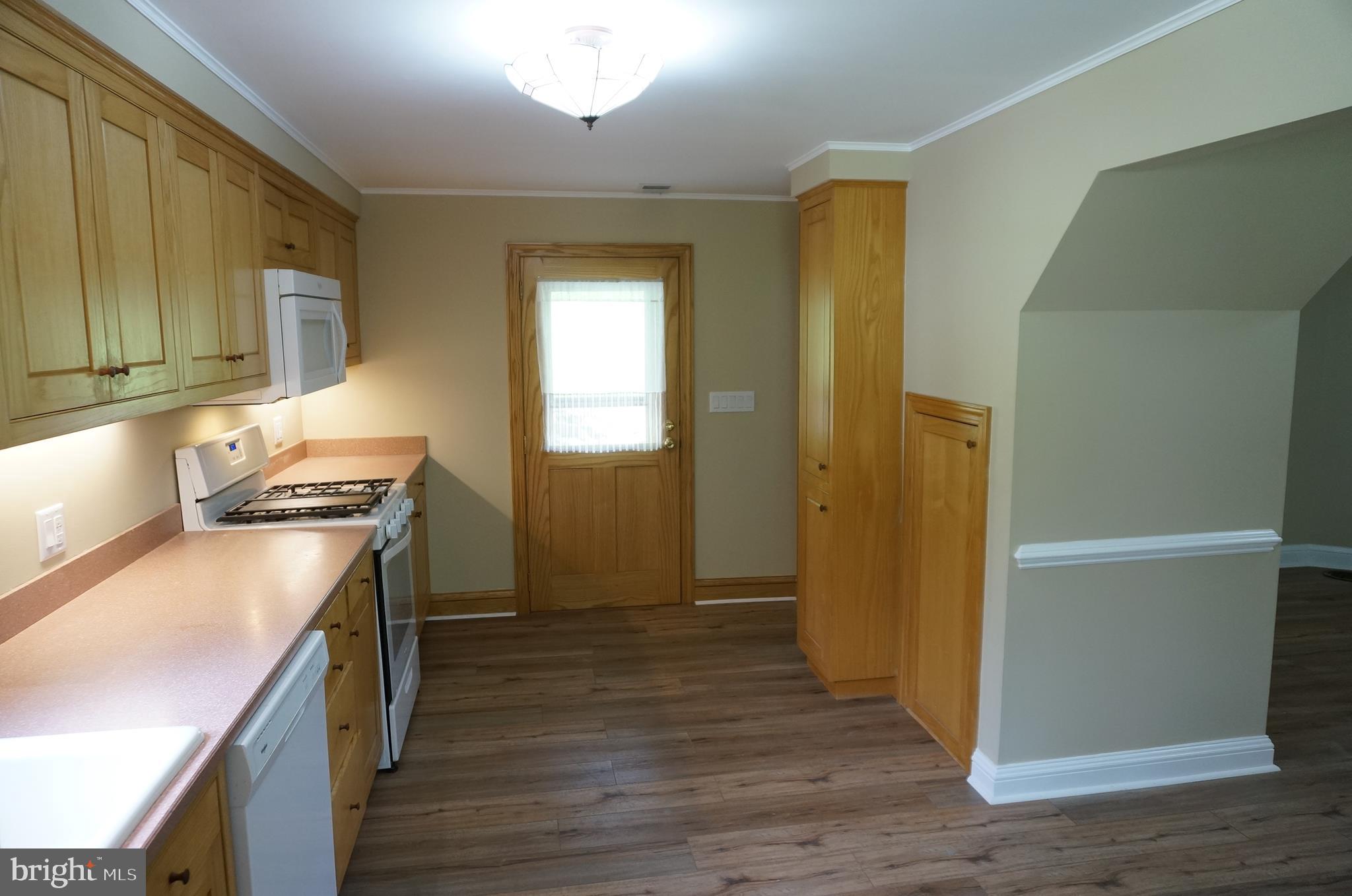 6425 Zittlestown Road Boonsboro, MD 21713 - Photo 19 of 57 Country Kitchen Fresh Paint