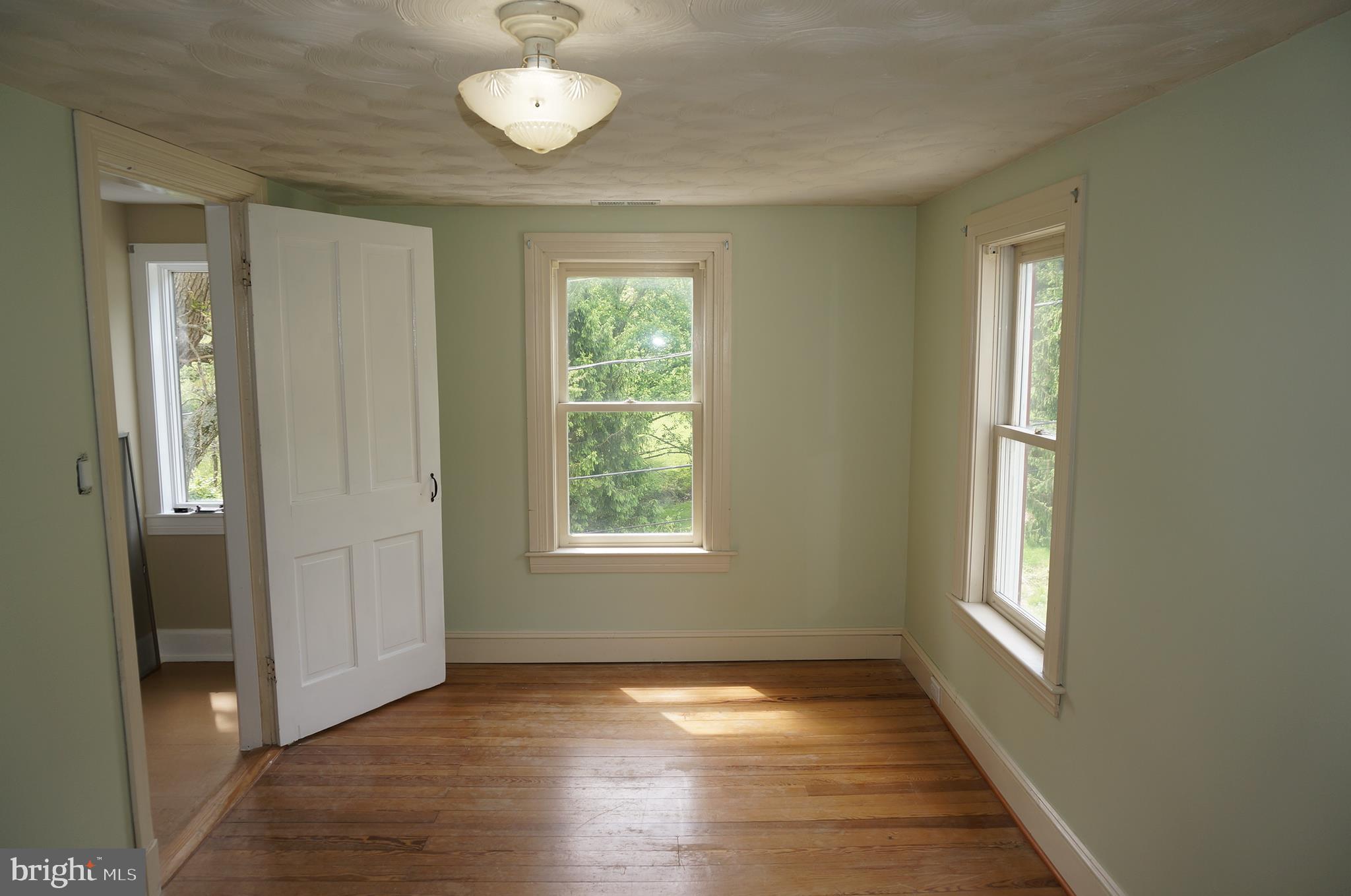 6425 Zittlestown Road Boonsboro, MD 21713 - Photo 33 of 57 2nd Floor Bedroom