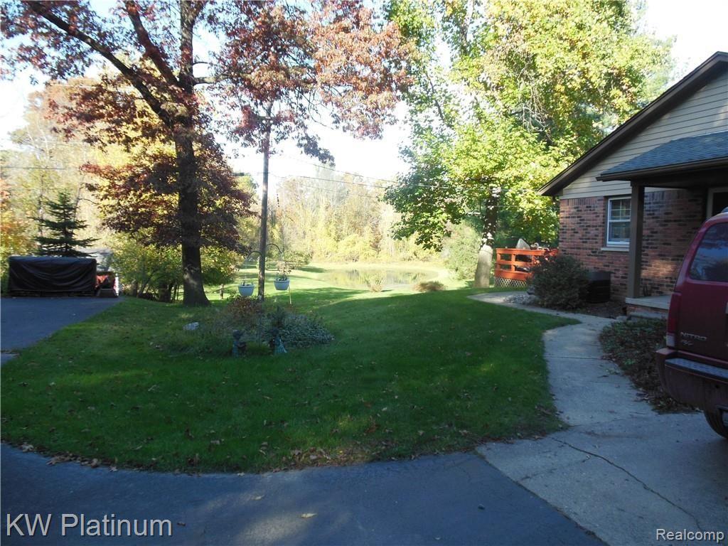 1925 Brewer Road Leonard, MI 48367 - Photo 41 of 47 DSCN0650.JPG