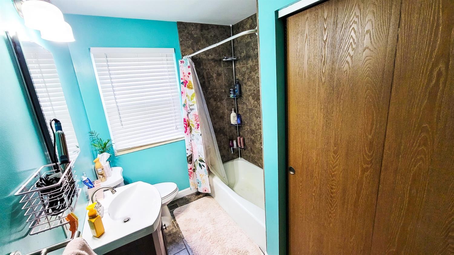 6716 River Road Cincinnati, OH 45233 - Photo 22 of 32 Gallery Image 22