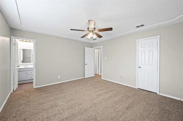 $269,900 | 565 Park Center Boulevard, Saginaw, TX 76179