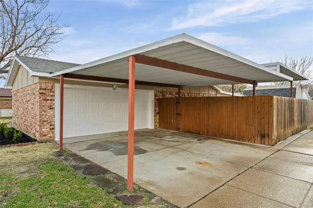 $269,900 | 565 Park Center Boulevard, Saginaw, TX 76179