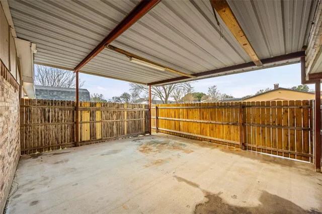 $269,900 | 565 Park Center Boulevard, Saginaw, TX 76179