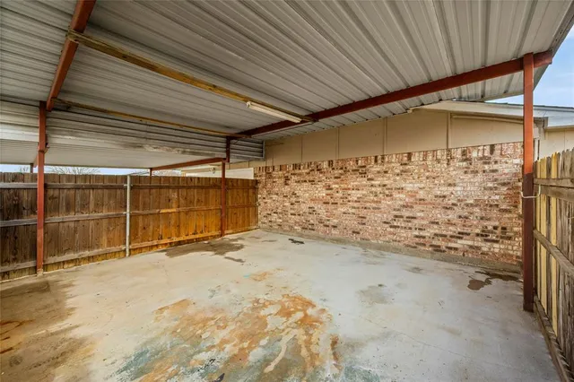 $269,900 | 565 Park Center Boulevard, Saginaw, TX 76179