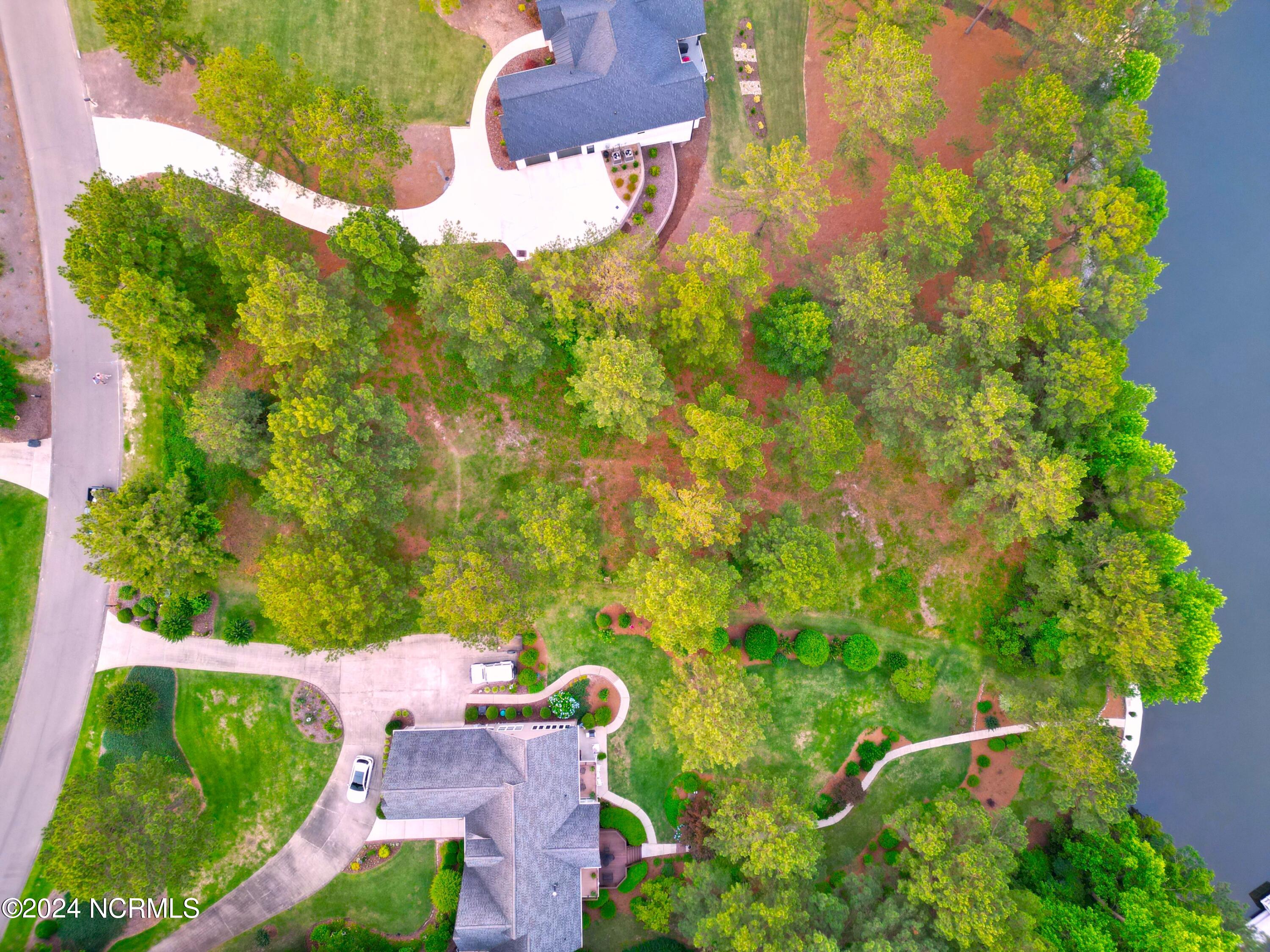 172 Gails Road West End, NC 27376 - Photo 3 of 6 e8