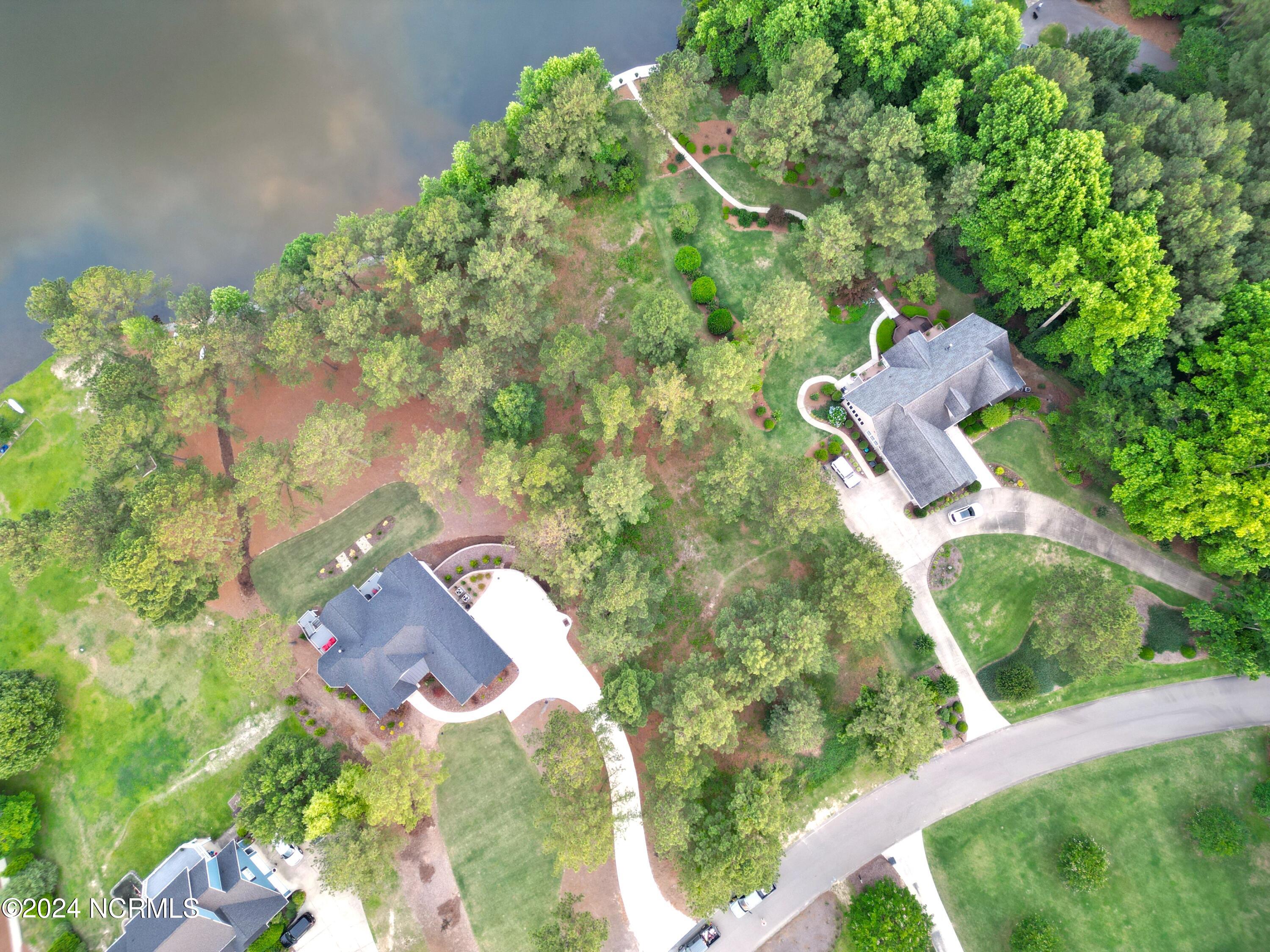 172 Gails Road West End, NC 27376 - Photo 4 of 6 E 1