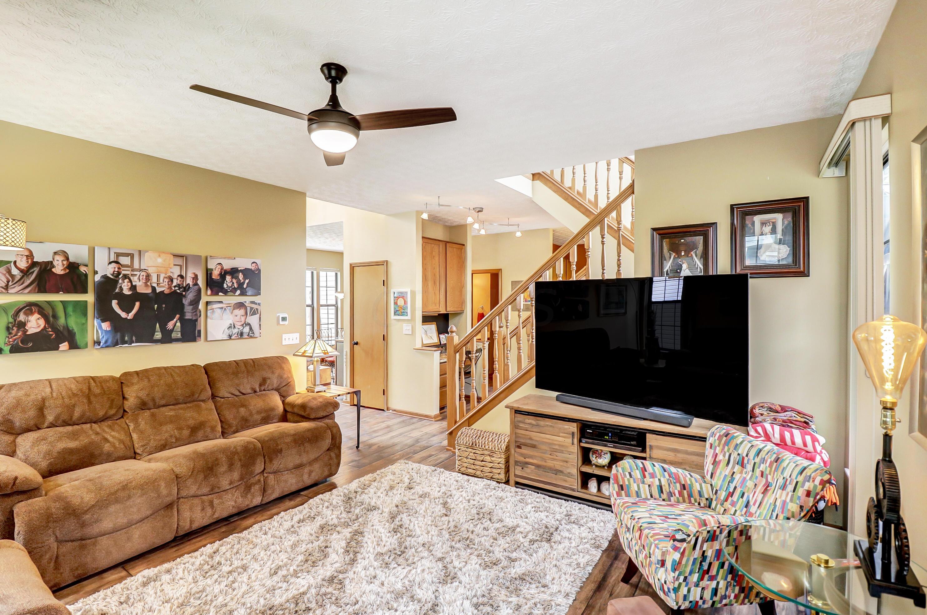 2376 Willis Road Dublin, OH 43016 - Photo 14 of 40 Family Room