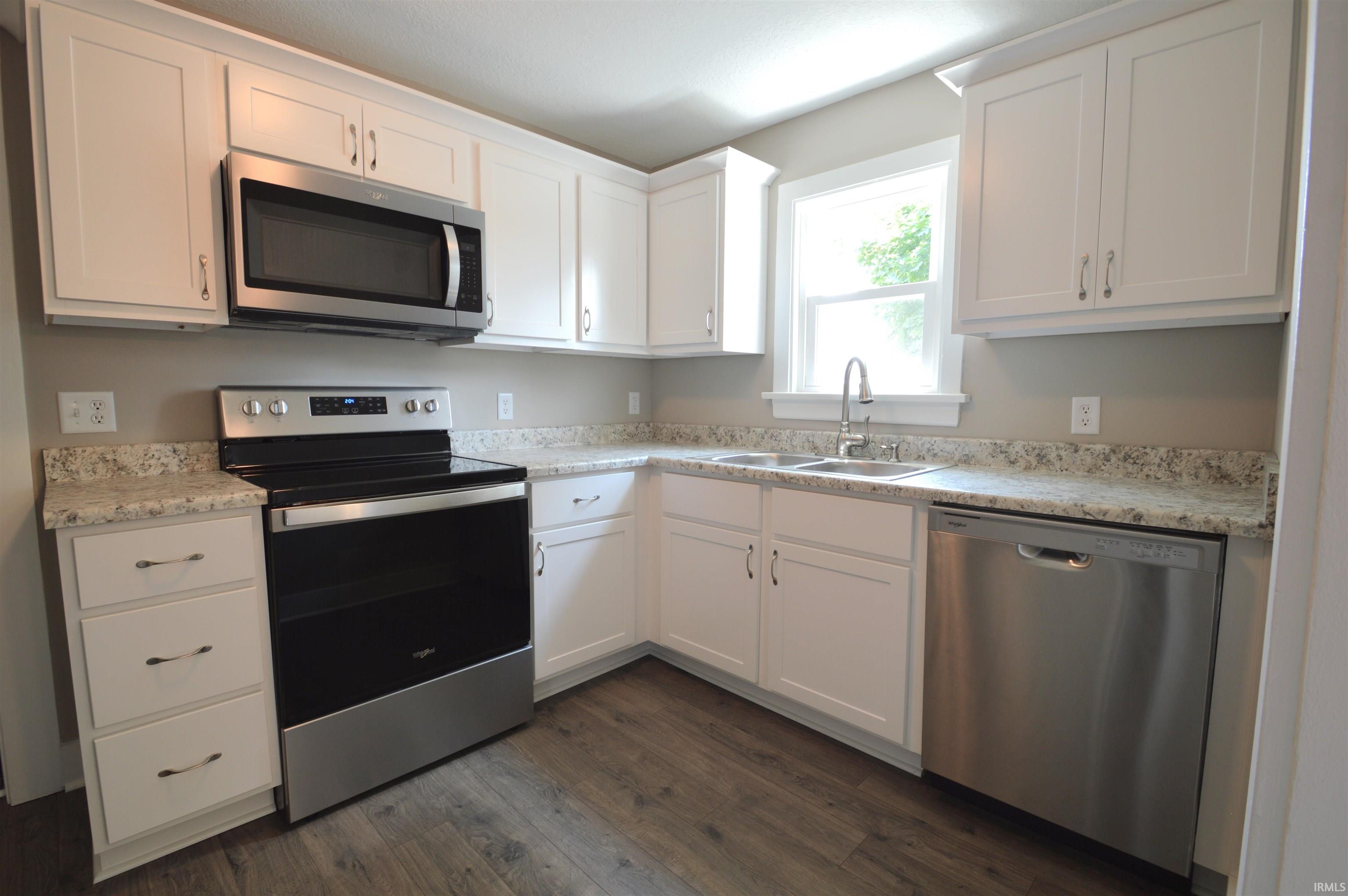 736 Romy Avenue Fort Wayne, IN 46805 - Photo 12 of 27 Gallery Image 12