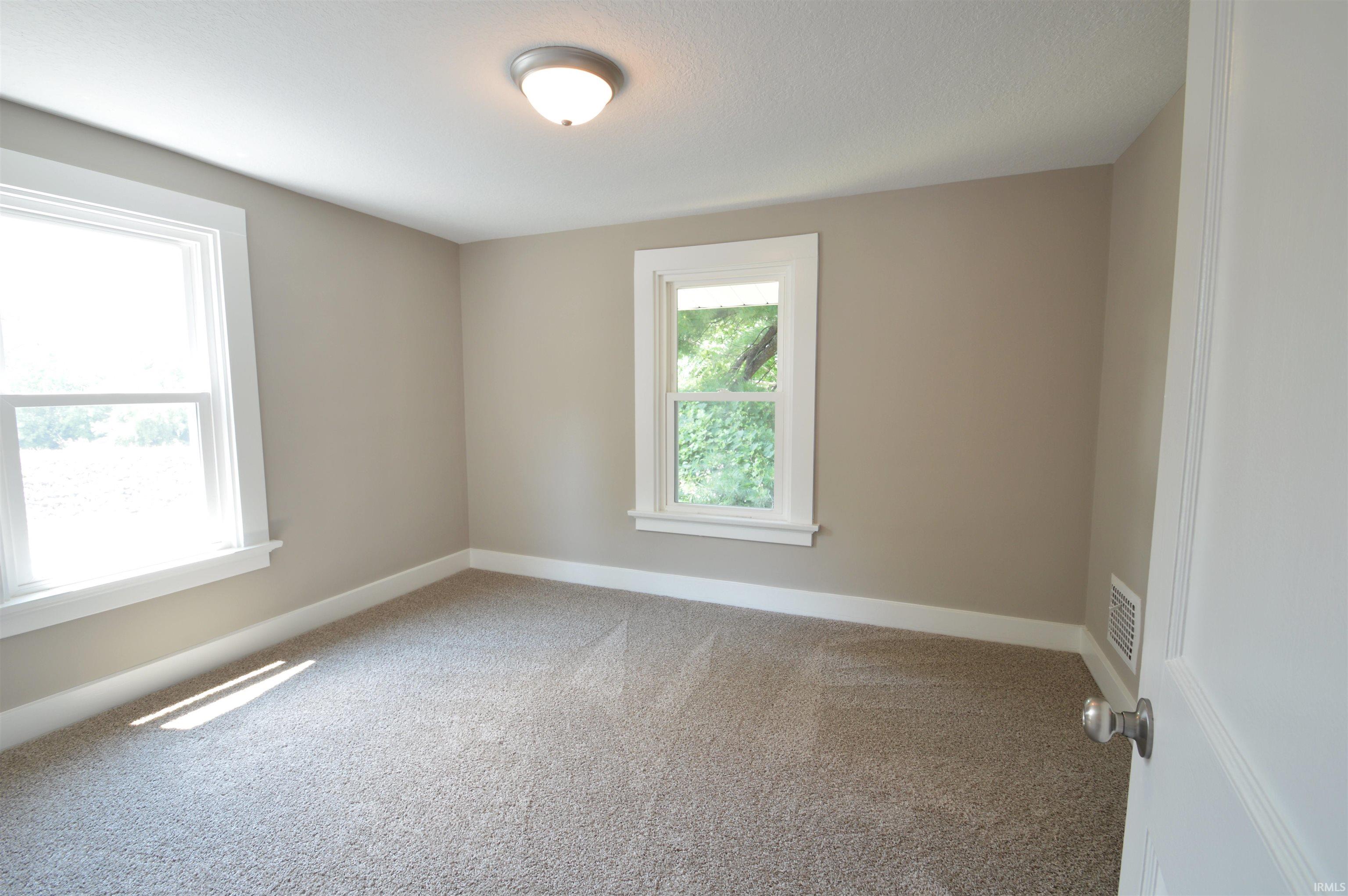 736 Romy Avenue Fort Wayne, IN 46805 - Photo 15 of 27 Gallery Image 15