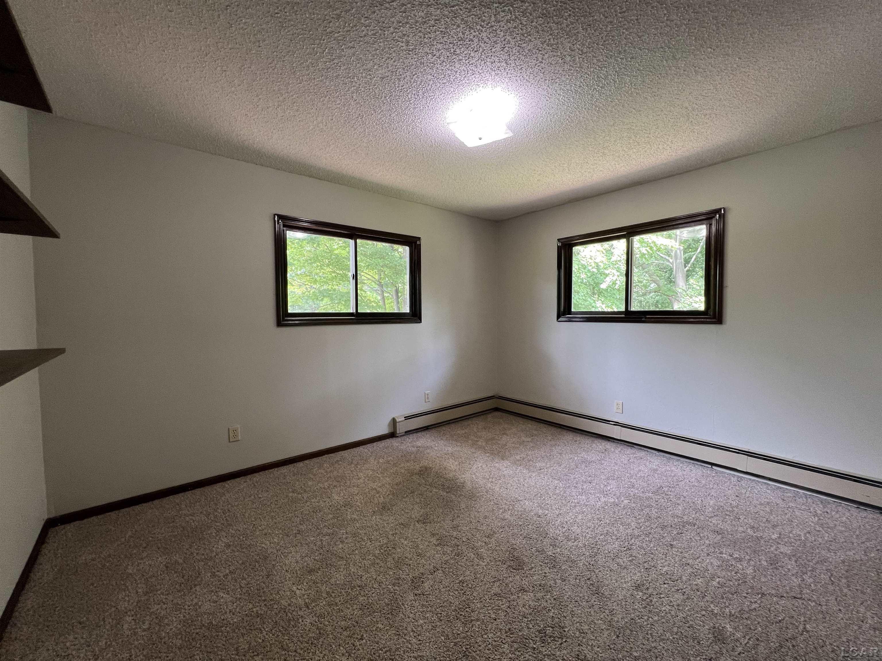 2020 Curtis Road Adrian, MI 49221 - Photo 17 of 35 50117133-16.JPG