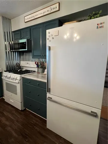 $270,000 | 2617 South Hermitage Road, Hermitage, PA 16148