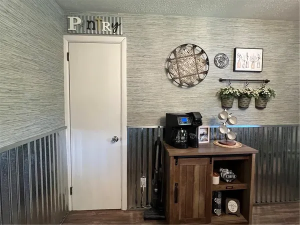 $259,900 | 2617 South Hermitage Road, Hermitage, PA 16148