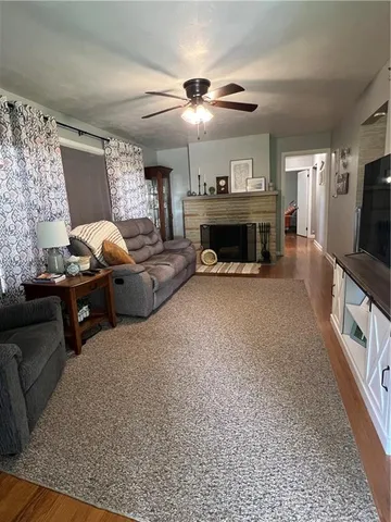 $270,000 | 2617 South Hermitage Road, Hermitage, PA 16148