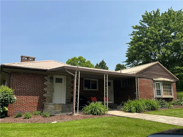 $259,900 | 2617 South Hermitage Road, Hermitage, PA 16148