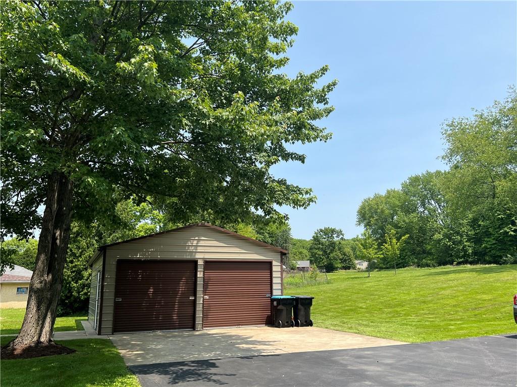 2617 South Hermitage Road Hermitage, PA 16148 - Photo 4 of 36