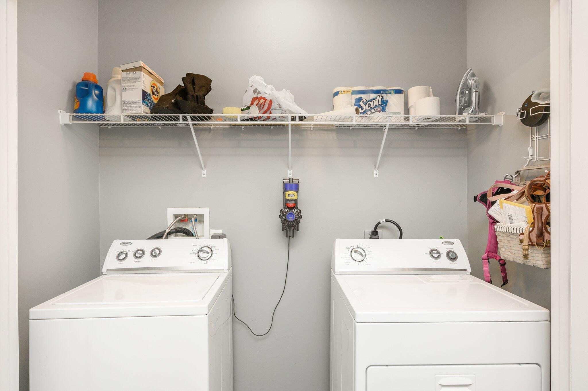5620 Price Plantation Road Baker, FL 32531 - Photo 31 of 37 a utility room with dryer washer and other items