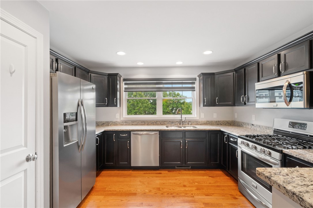 1209 Centerville Road, Unit 3 Warwick, RI 02886 - Photo 7 of 47