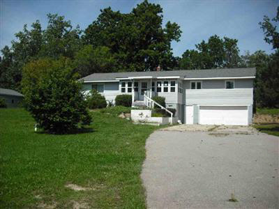4606 Flushing Road Flint, MI 48504 - Photo 1 of 12 20119161.JPG