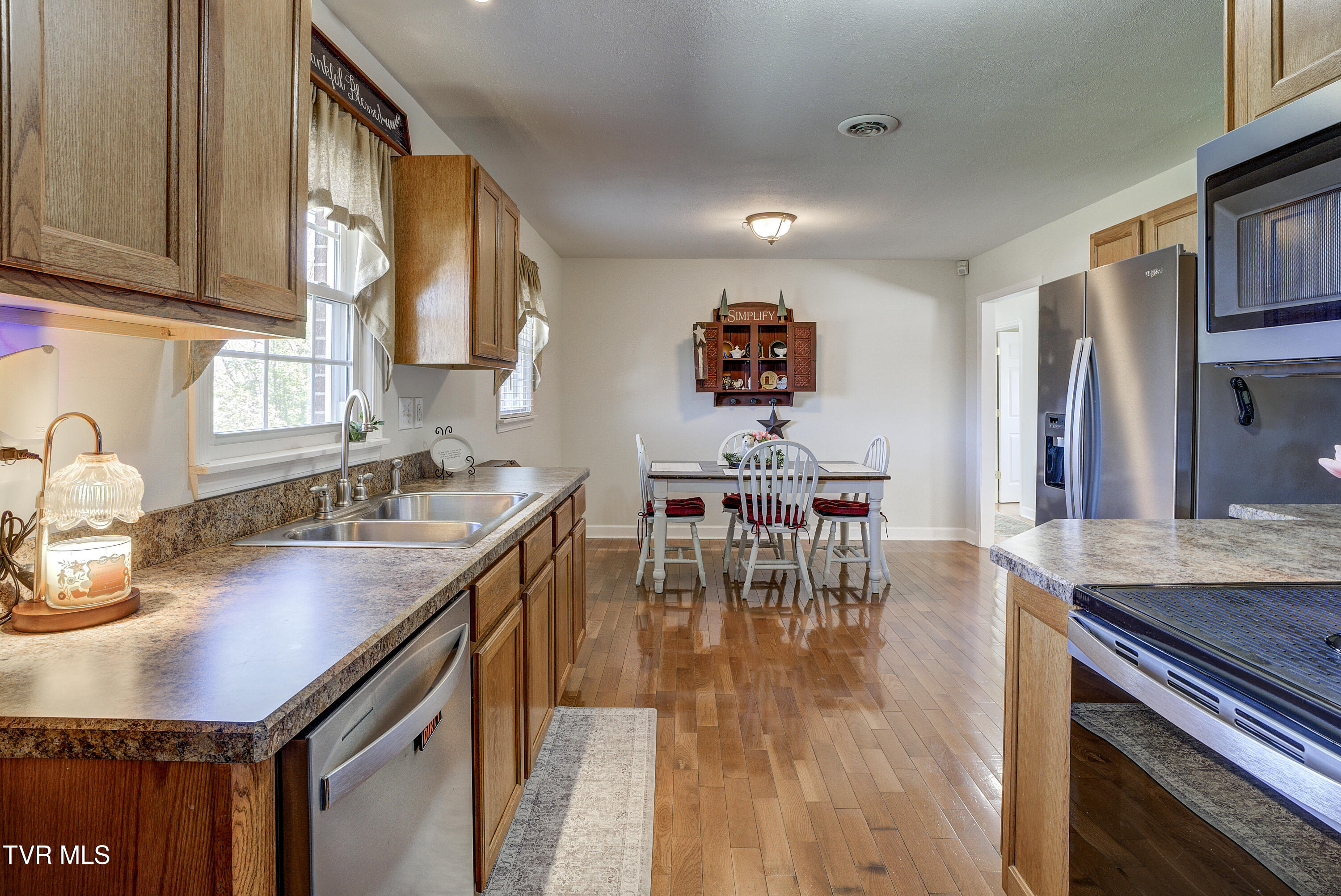 610 Ridgeview Drive Johnson City, TN 37604 - Photo 11 of 54 Ridgefield-12