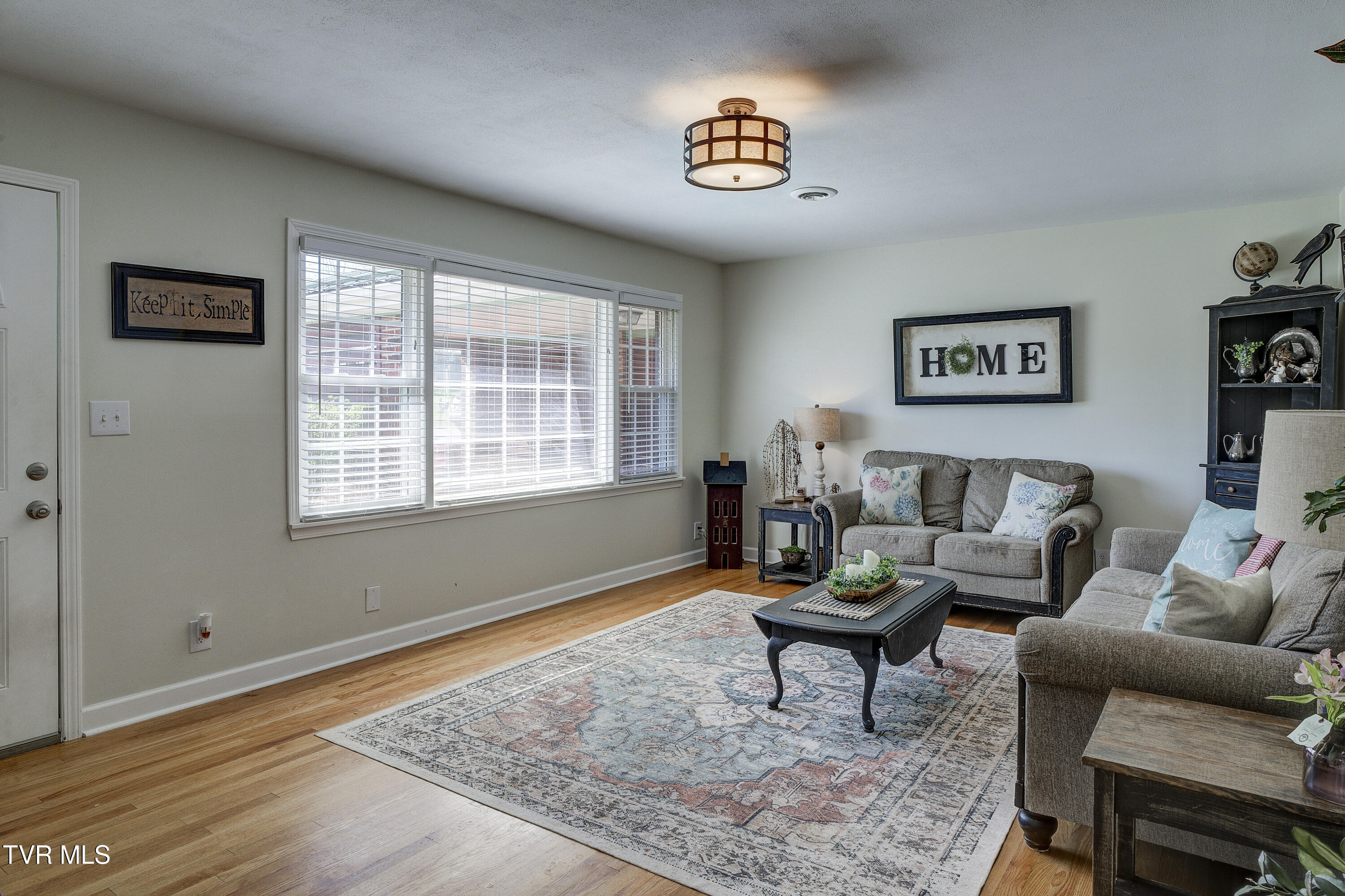 610 Ridgeview Drive Johnson City, TN 37604 - Photo 5 of 54 Ridgefield-2