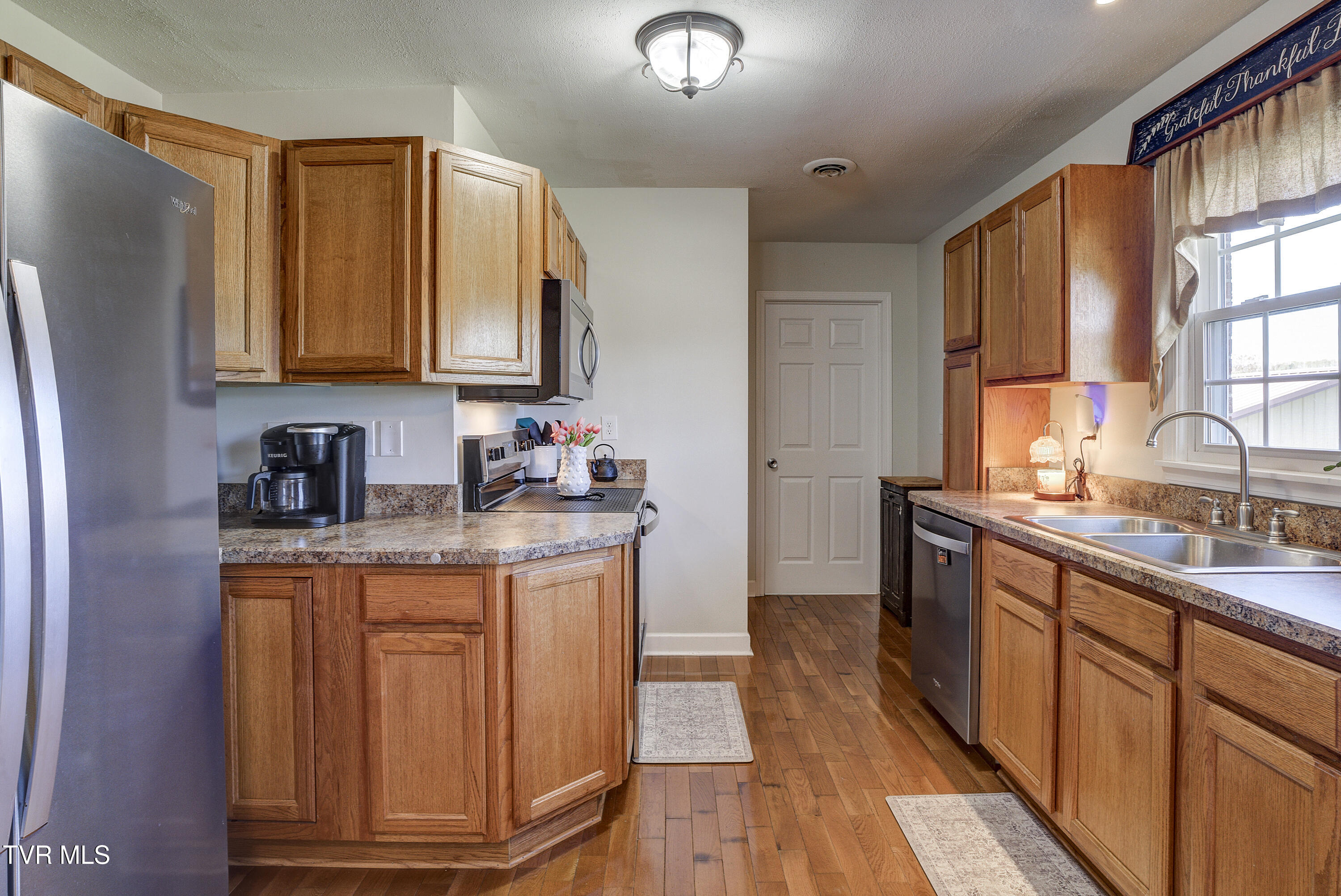 610 Ridgeview Drive Johnson City, TN 37604 - Photo 9 of 54 Ridgefield-7