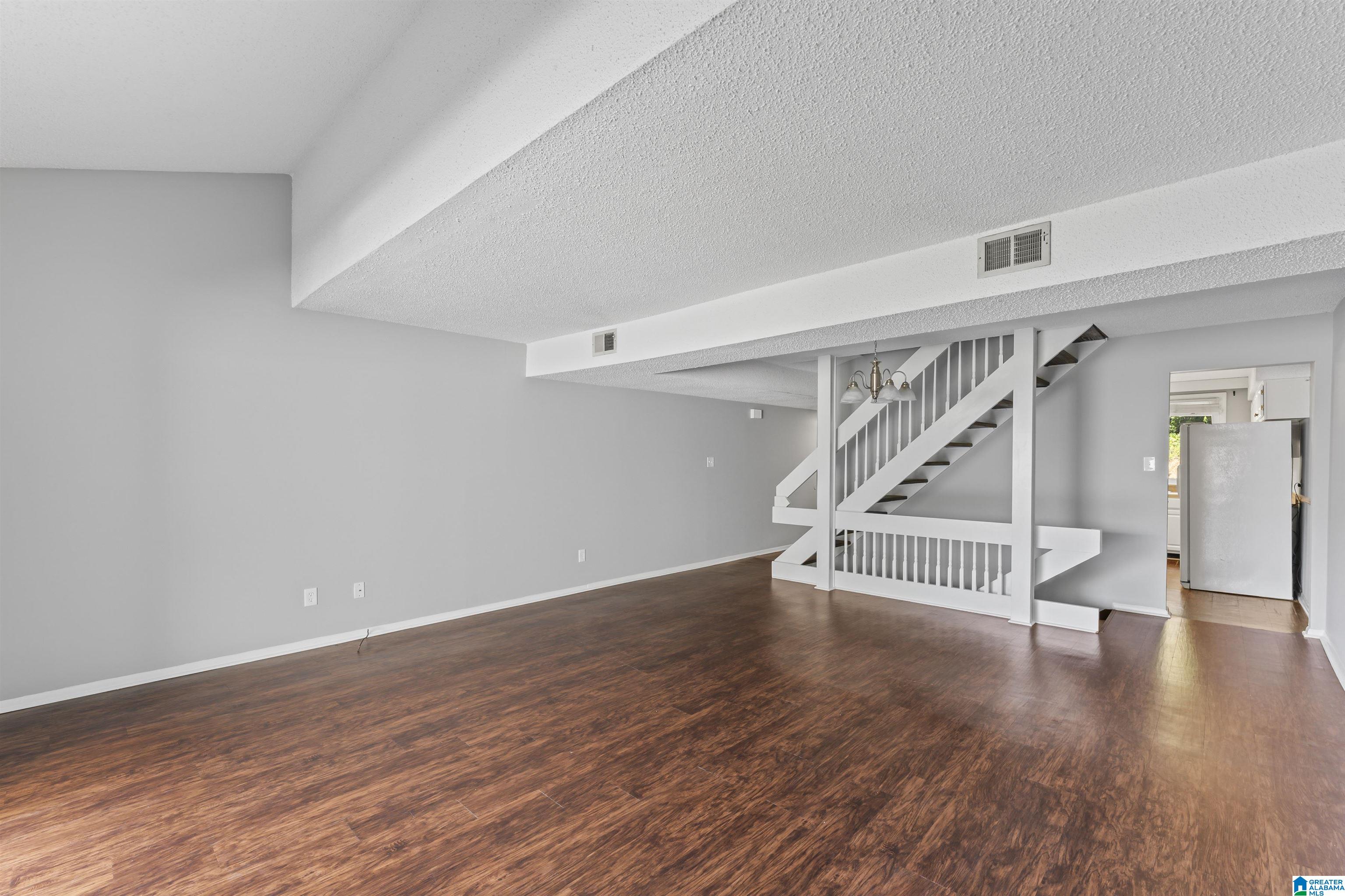 101 Running Brook Road, Unit 101 Hoover, AL 35226 - Photo 16 of 31