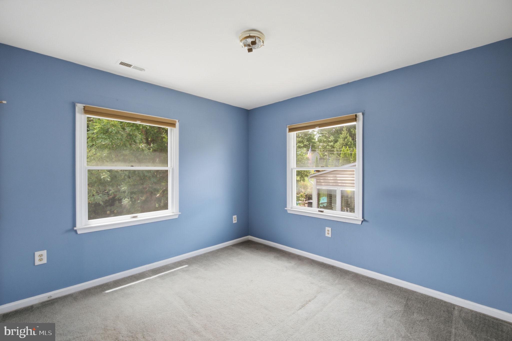 107 Oakway Road Lutherville-Timonium, MD 21093 - Photo 27 of 52 Upper level bedroom 2