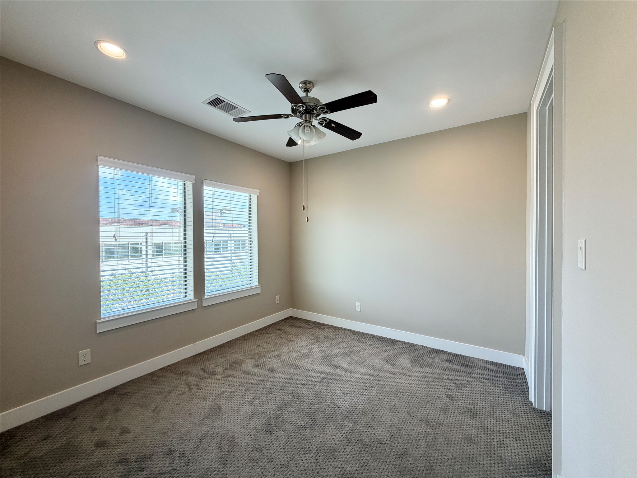 3917 Rose Street Houston, TX 77007 - Photo 28 of 32