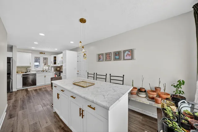 $270,000 | 11185 Idlewood Drive, Osceola, IN 46561