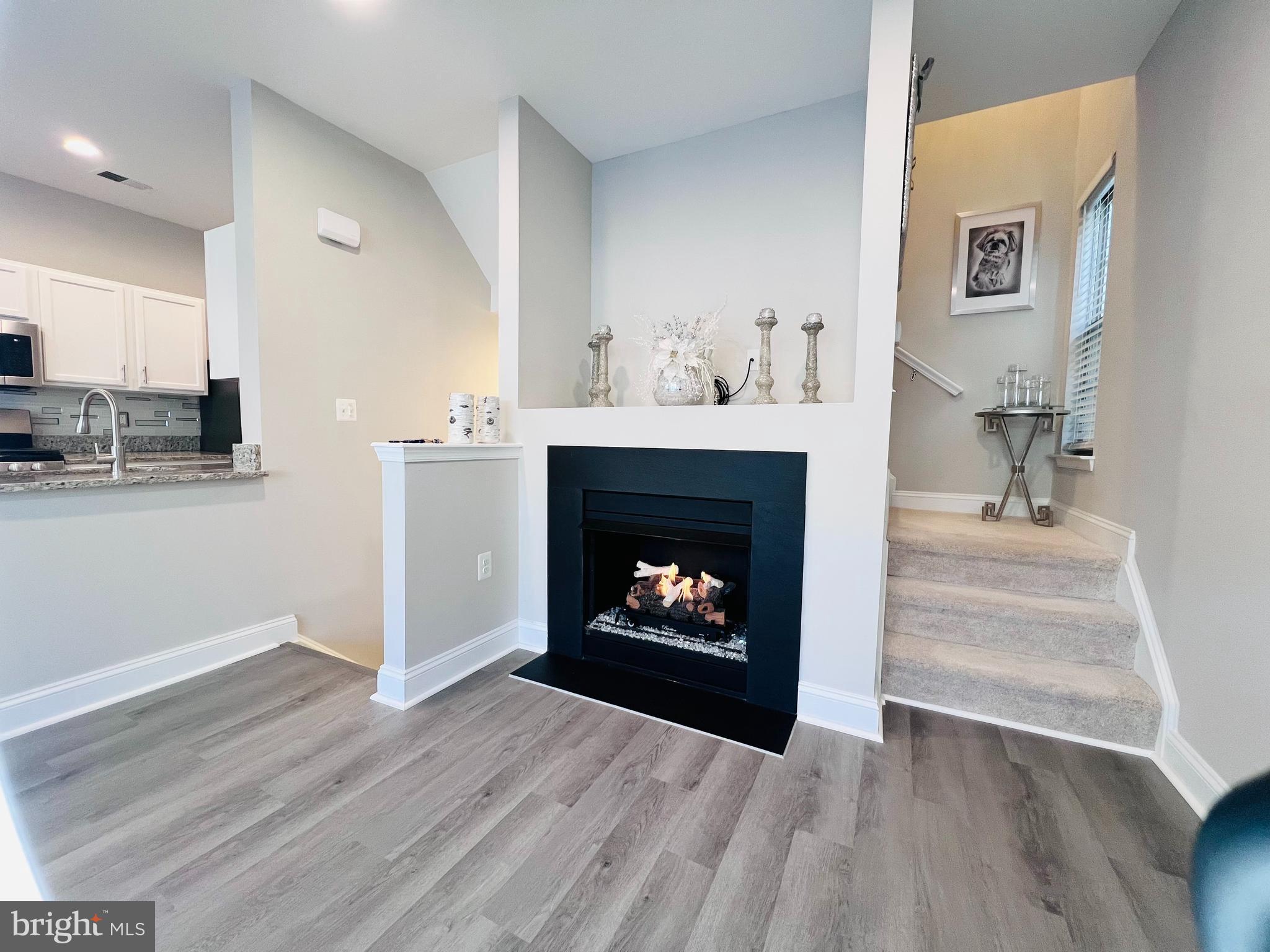 46375 Pryor Square Sterling, VA 20165 - Photo 3 of 7