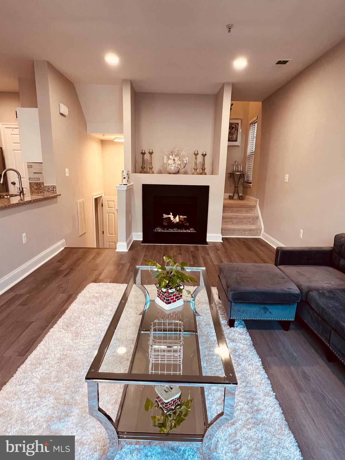 46375 Pryor Square Sterling, VA 20165 - Photo 6 of 7