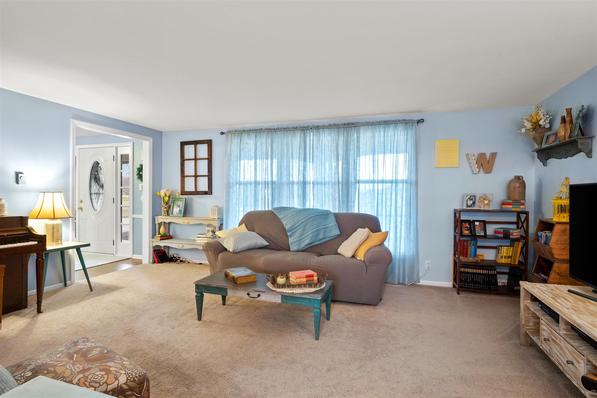 2727 Hursh Road Fort Wayne, IN 46845 - Photo 5 of 32