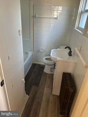 $2,300 | 418 Cinnaminson Avenue, Palmyra, NJ 08065