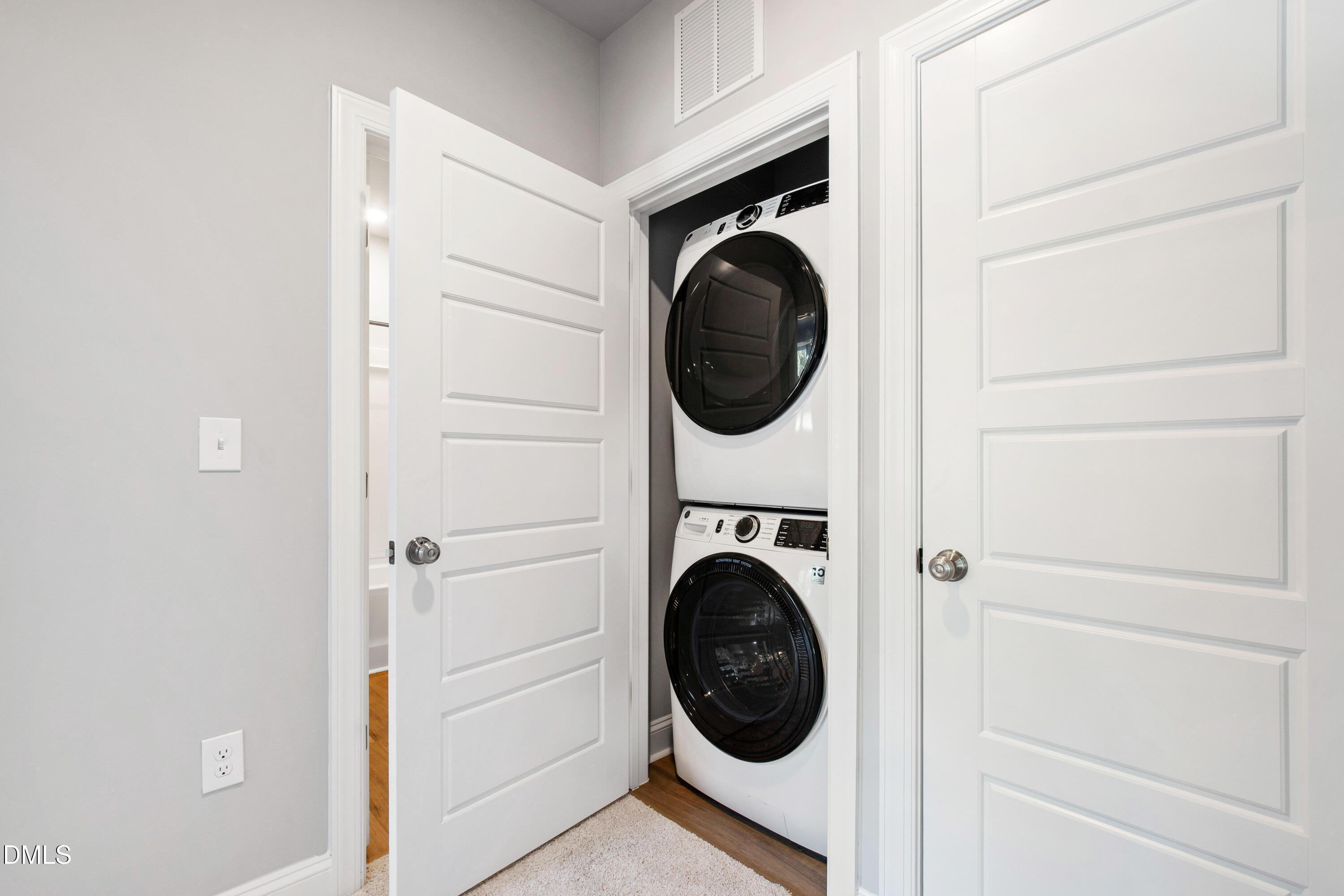 10549 Pleasant Br Drive, Unit 101 Raleigh, NC 27614 - Photo 34 of 37 Pleasant-28